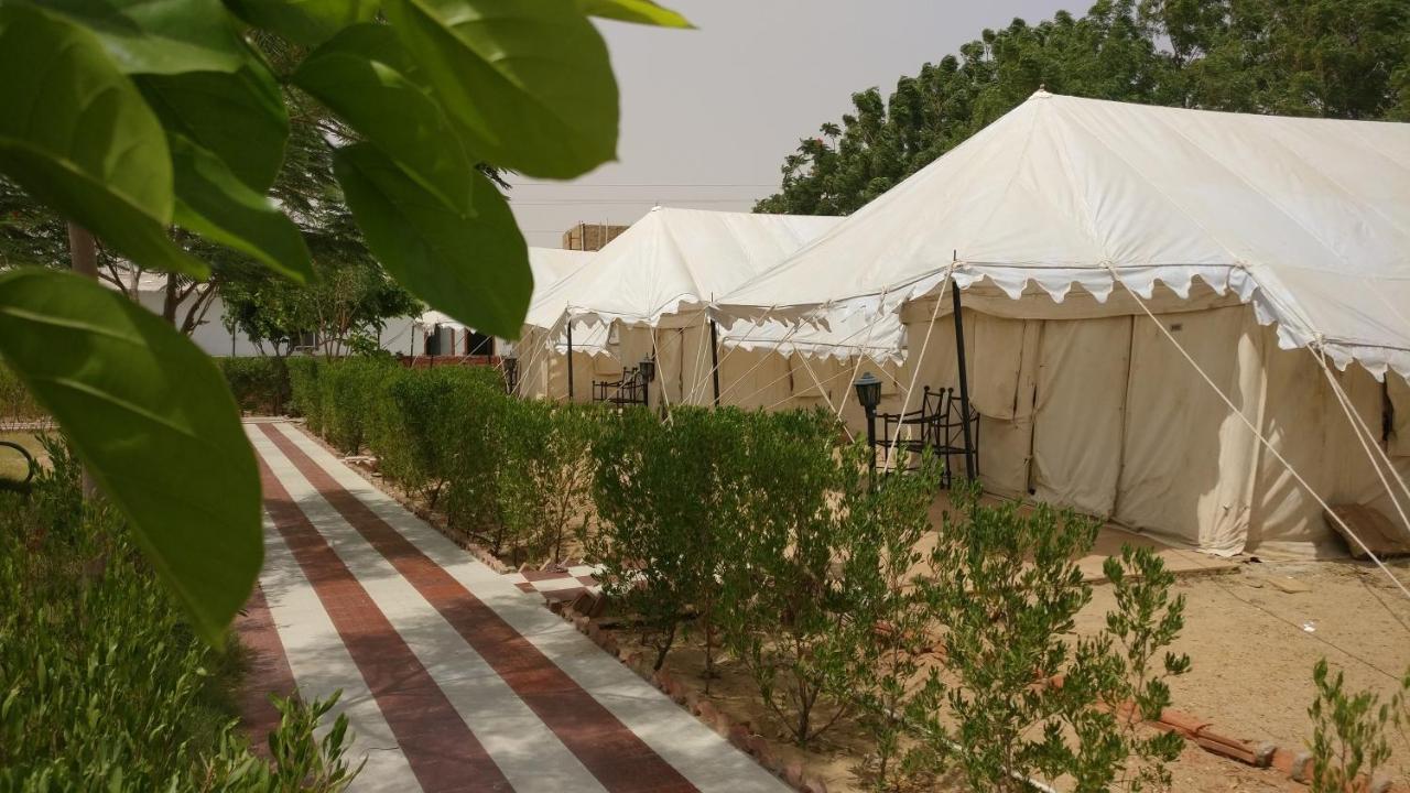 Kf Resort Pvt Ltd Sām Eksteriør bilde